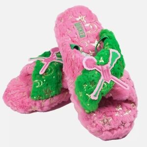 Ground Up Wicked Pink & Green Elphaba Glenda Defy Gravity Fuzzy Slip-on Slippers